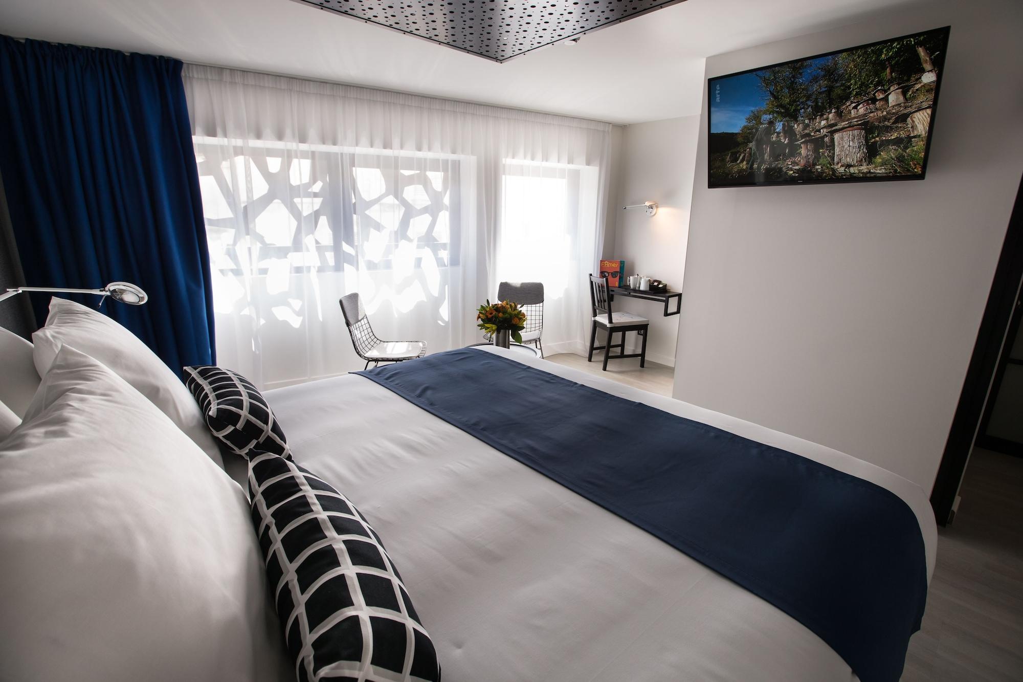 Hotel La Fabrique La Rochelle  Bagian luar foto