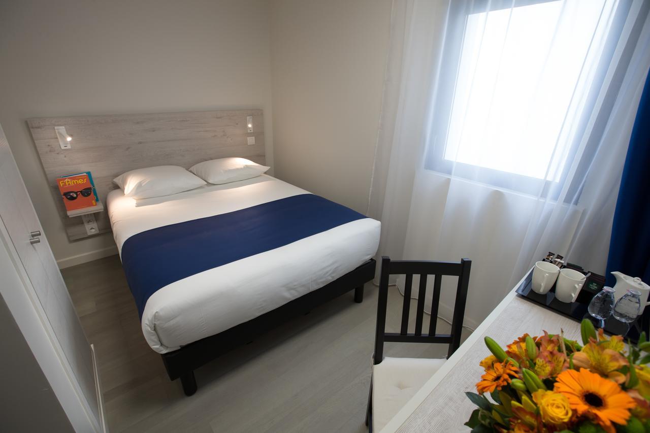 Hotel La Fabrique La Rochelle  Bagian luar foto